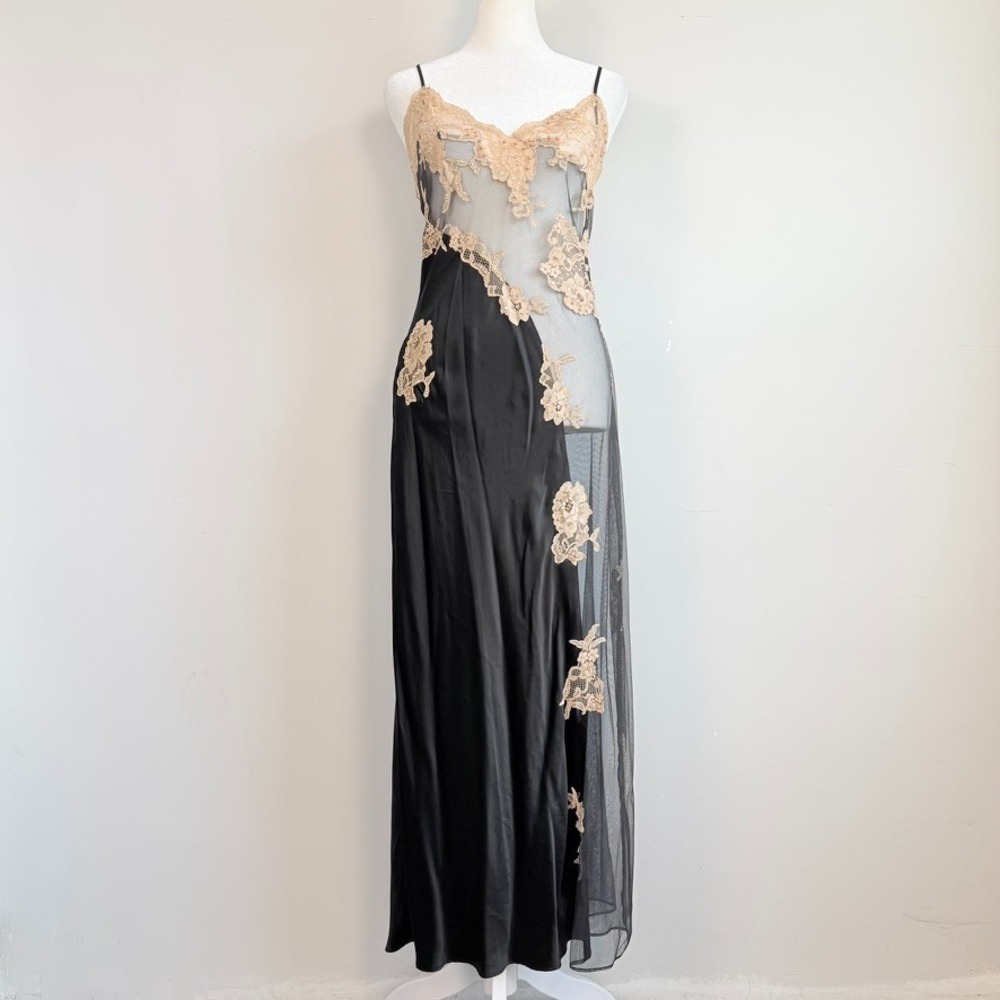 VTG Jacalyn Bennett Fredericks of Hollywood Silk Slip Maxi Large Beaded Lace 90s